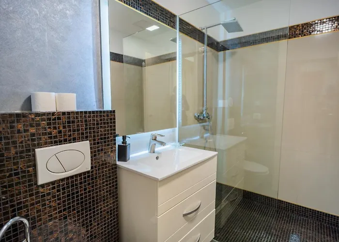 Prime 2br - Persepolis