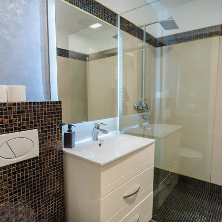 Prime 2br - Persepolis